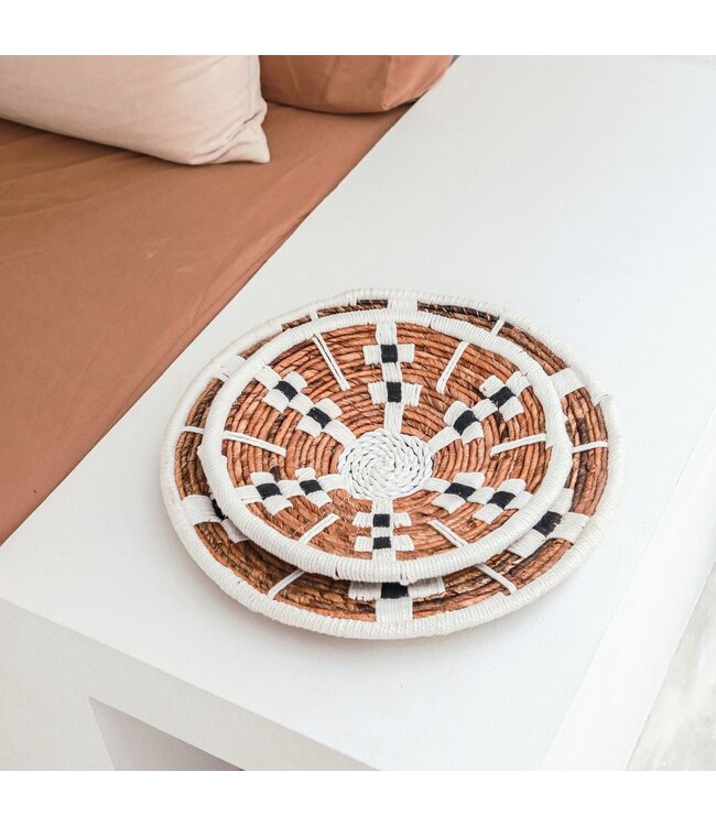 Soeji Wanddecoratie Ronde Boho Muurmand of Platte Kom TAMAN gemaakt van Bananenvezel (2 maten)