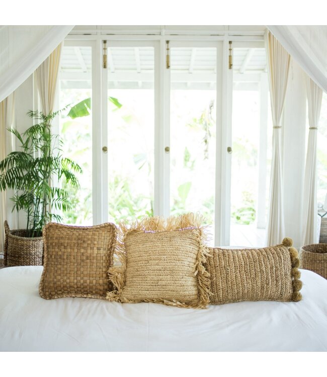 Soeji Sierkussen met vulling | Decoratief Kussen | Sofa Kussen SANUR gemaakt van Raffia