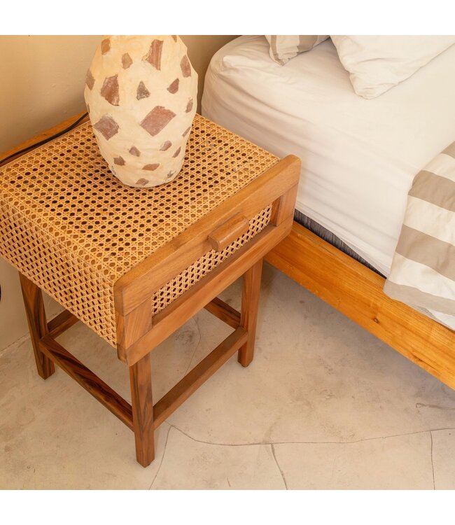 Soeji Nachtkastje Nachtkastje Console gemaakt van hout en rotan JAYA handgemaakt slaapkamermeubilair