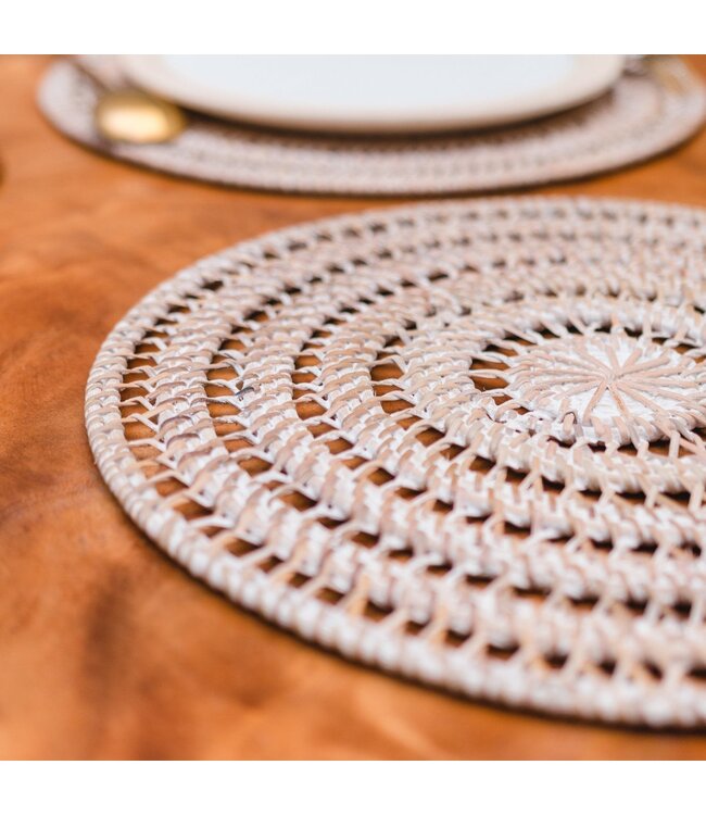 Soeji Placemat (set van 2, 4 of 6) ILUH 35 cm | Boho Tafelmat gemaakt van rotan