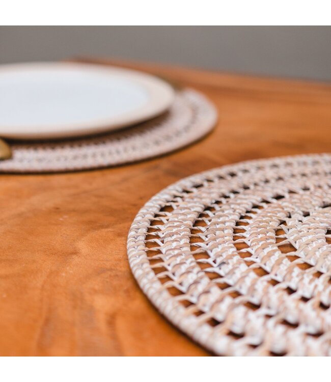 Soeji Placemat (set van 2, 4 of 6) ILUH 35 cm | Boho Tafelmat gemaakt van rotan