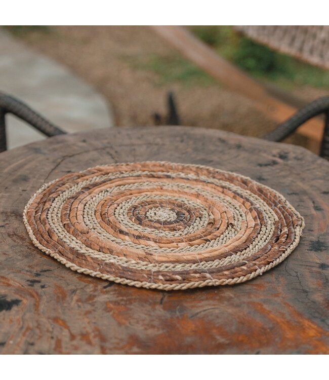 Soeji Placemat (set van 4 of 6) MATARAM | Boho Ronde Tafelmat gemaakt van Bananenvezel & Zeegras 38 cm