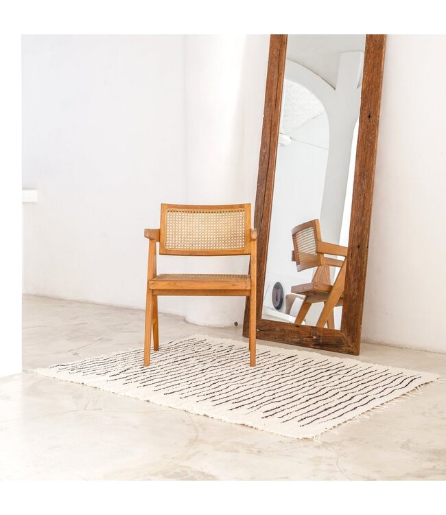 Soeji Groot vloerkleed van wit katoen met zwarte strepen 150x120 cm KERTA handgeweven
