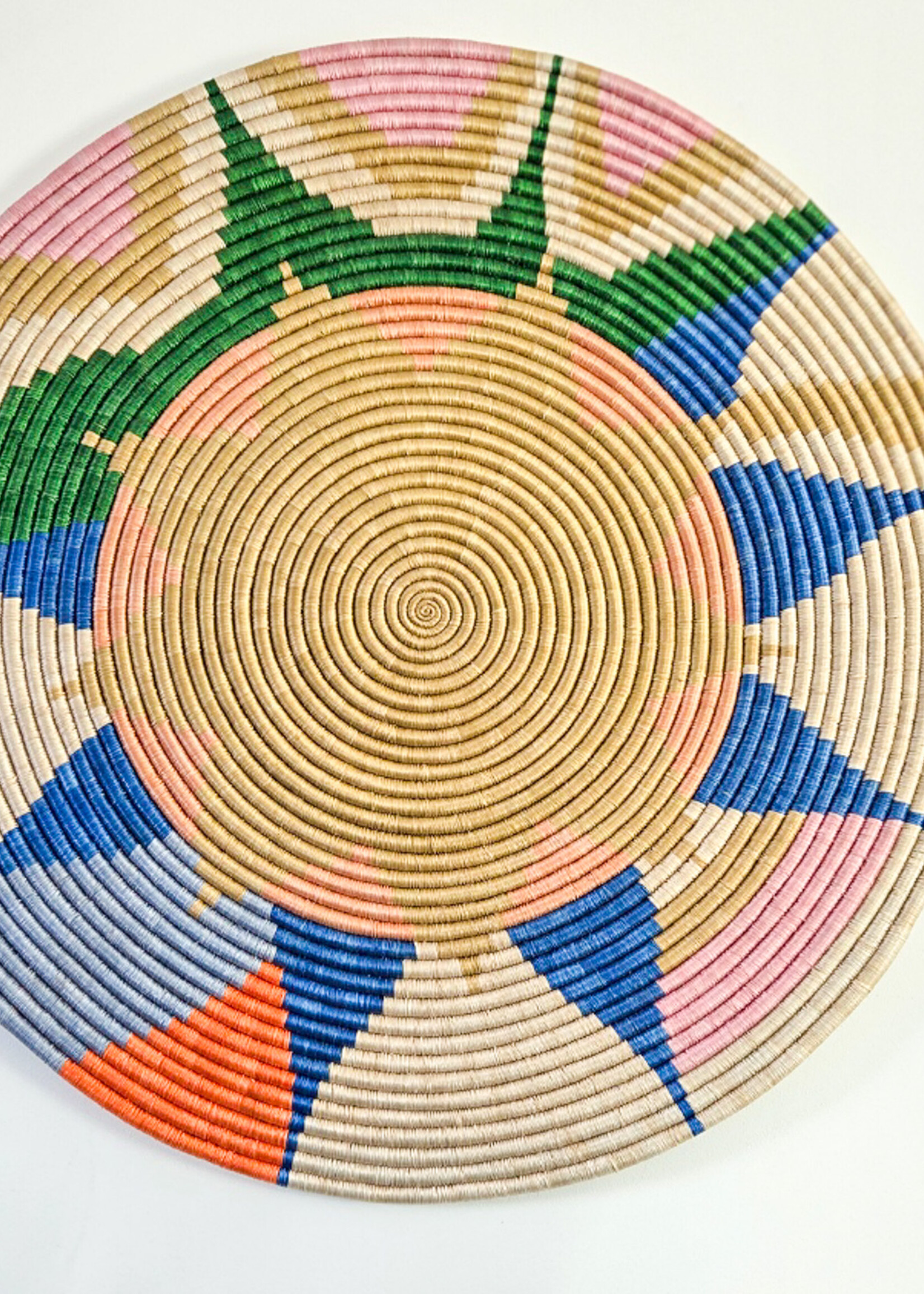 MAISON SUKU Rieten Wandcirkel Tropicana – Kleurexplosie ø 50 cm