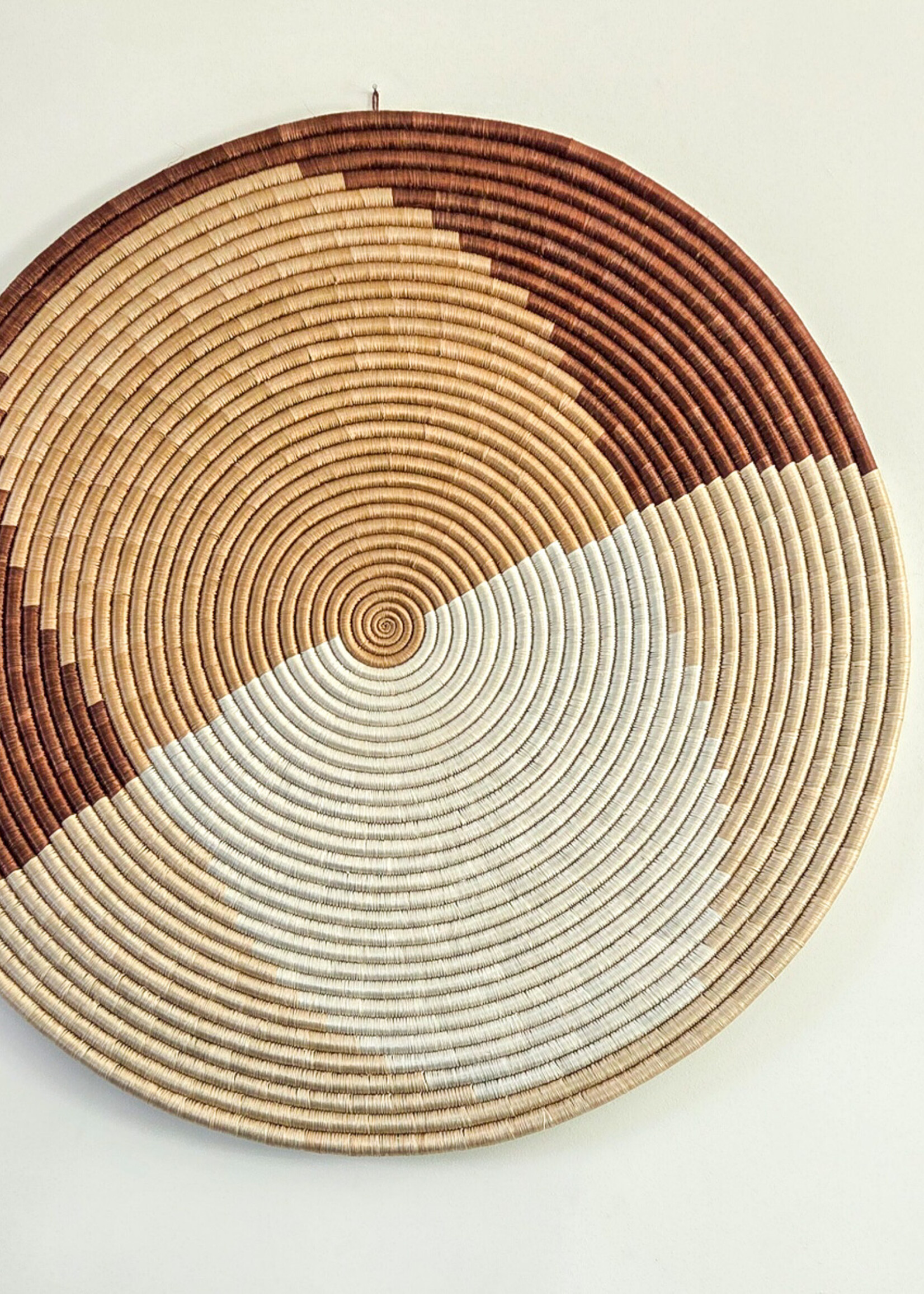 MAISON SUKU Rieten Wandcirkel Sand Brown 70 cm – Warm & Natuurlijk