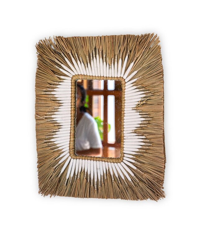 Zeegraswandspiegel - rechthoekige boho -hangende spiegel - randwandspiegel met wit katoenpatroon 60x50 cm kirana