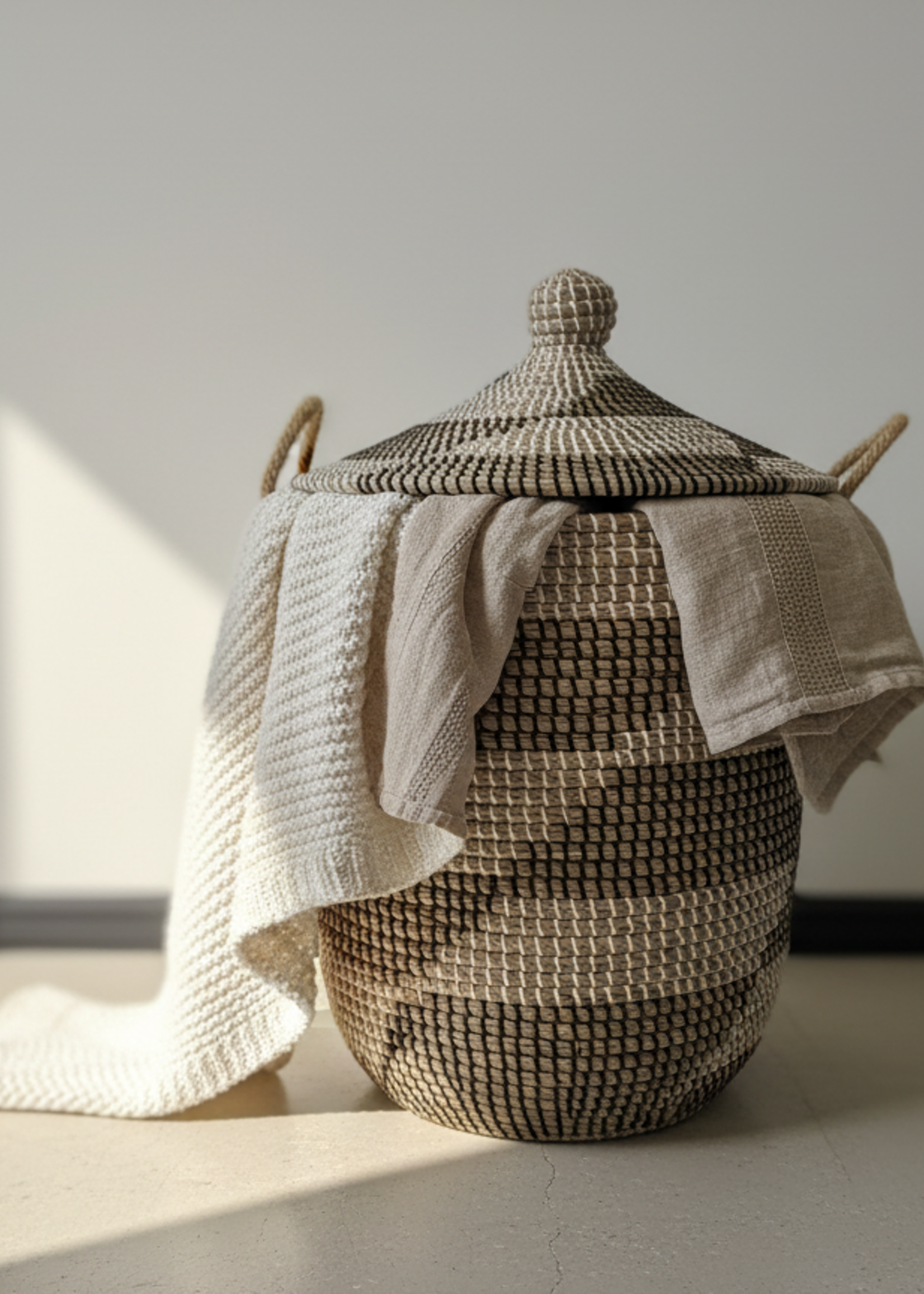 MAISON SUKU Wasmand & Opbergmand Zwart-Wit Puntdeksel