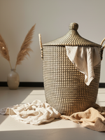 MAISON SUKU Rieten Wasmand & Opbergmand Zwart Puntdeksel