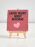 Tegel Quotes liefde neemt nooit afscheid - roze
