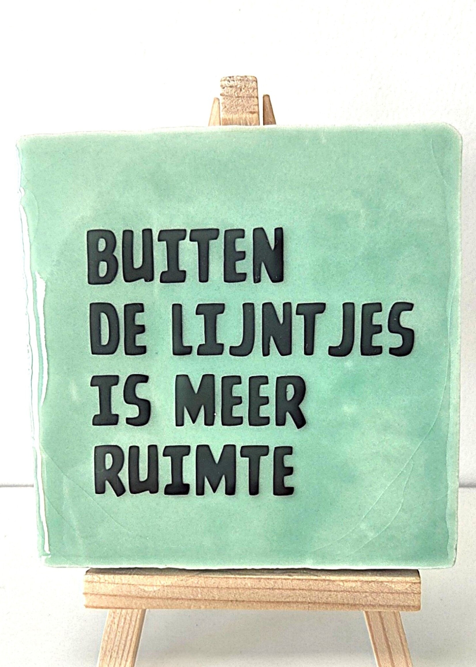 Tegel Quotes Tegel "buiten de lijntjes is meer ruimte" – handgemaakt 10x10 cm