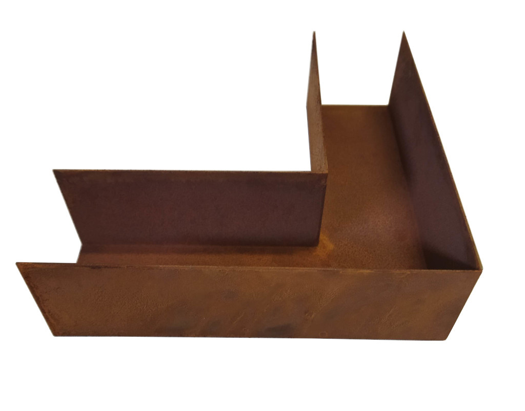 Cortenstaal hoekprofiel 20x6cm voor kantopsluiting betonband