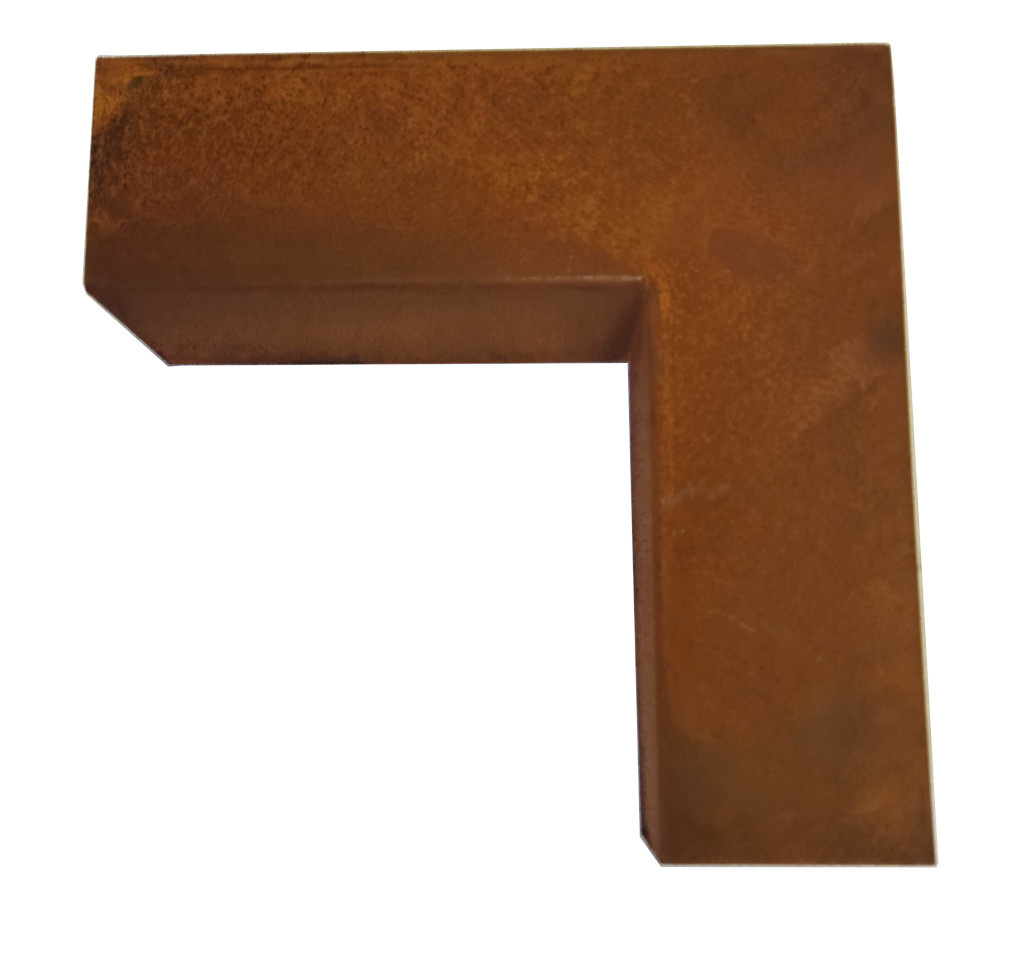 Kantopsluiting cortenstaal hoekprofiel 20x5cm voor betonband