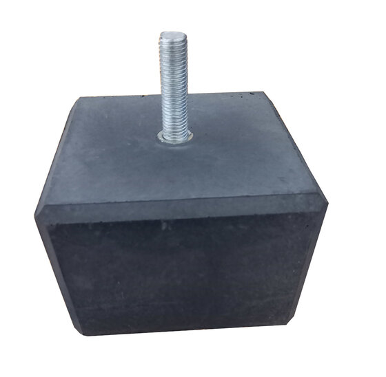 Betonpoer 150x150x100mm met M16 draadstang en facetrand (49 stuks)
