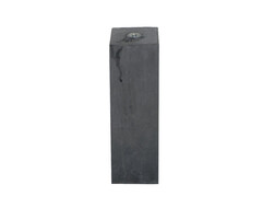 Betonpoer 220x220x580mm met facetrand en M20 schroefhuls (24 stuks)
