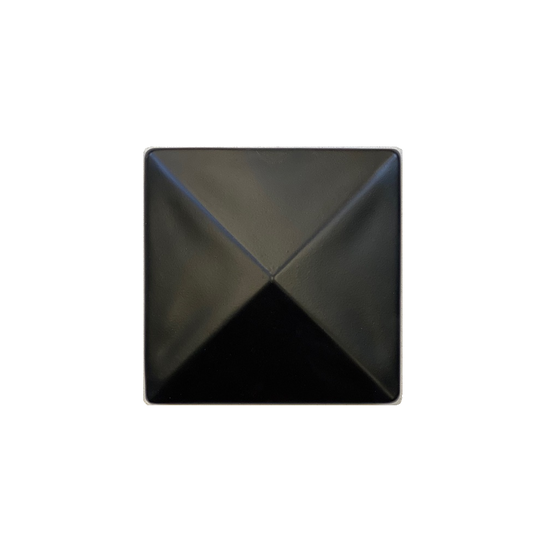 Paalornament Piramide Zwart 151x151mm