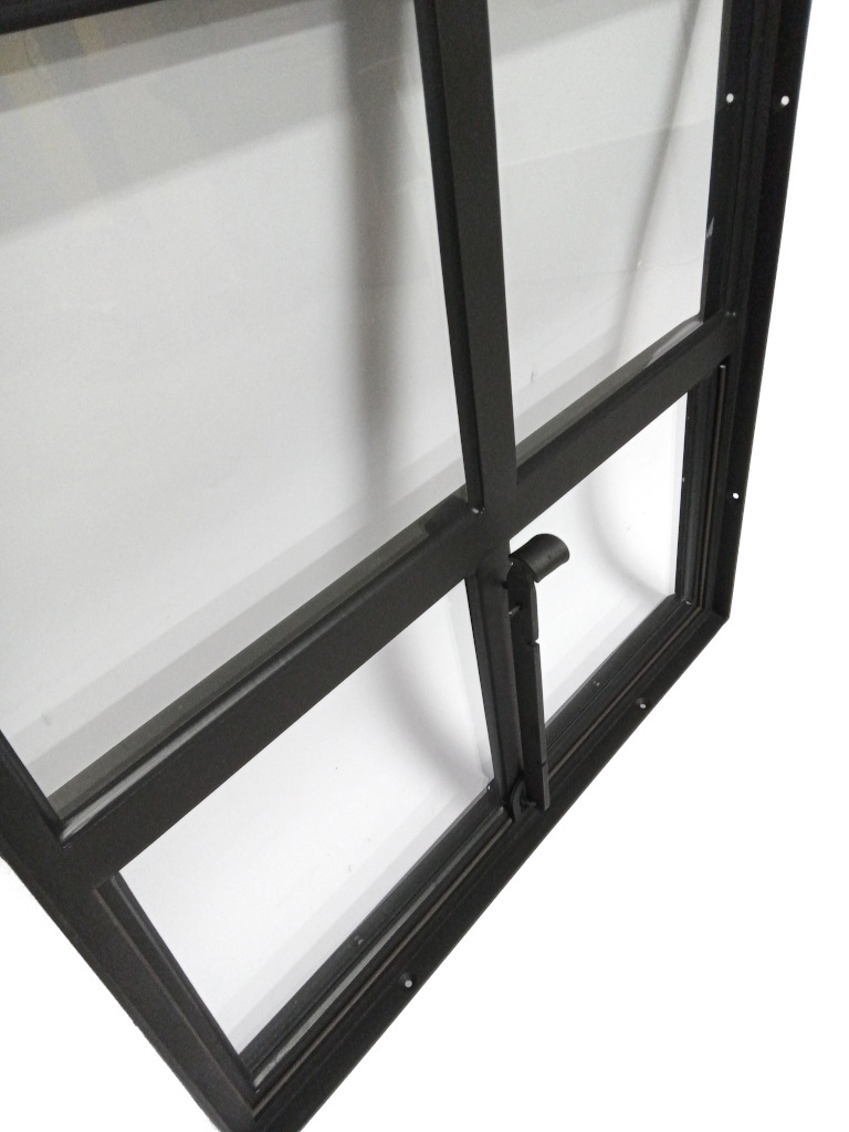 Stalen raam 500x500mm openklapbaar zwart enkel glas 50mm diep