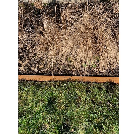 Cortenstaal kantopsluiting 100 cm voor betonband 6x5,2 cm, 1 mm dik