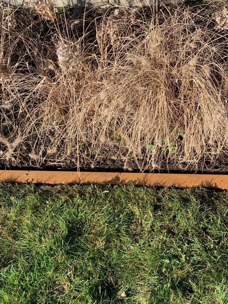 Cortenstaal kantopsluiting 100 cm voor betonband 6x5,2 cm, 1 mm dik