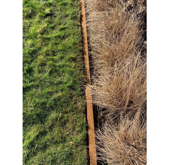 Cortenstaal kantopsluiting 100 cm voor betonband 6x5,2 cm, 1 mm dik