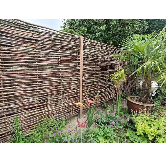 Hazelaar schutting gevlochten 180x180 cm - natuurlijke tuinafscheiding