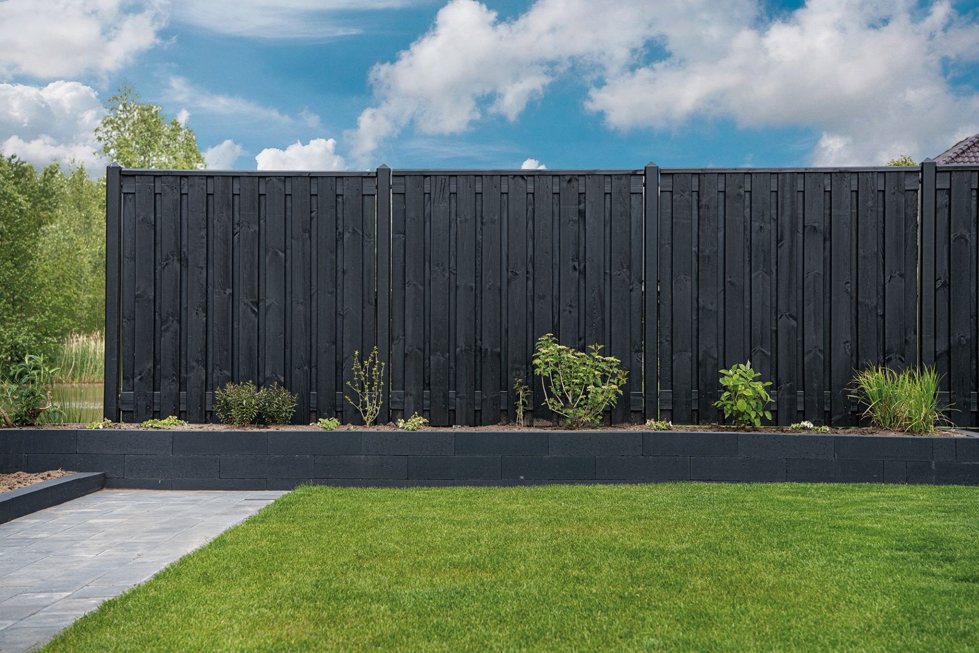 Grenen Schutting 21-planks Zwart Gespoten – 180x180 cm | Geschaafd & RVS Geschroefd