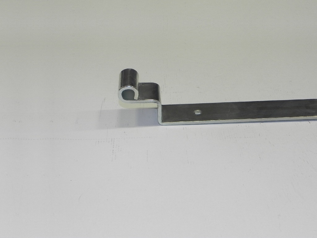 Duimheng met bocht 650 mm grote bocht 5 mm verzinkt voor het ophangen en scharnieren van tuin- en poortdeuren