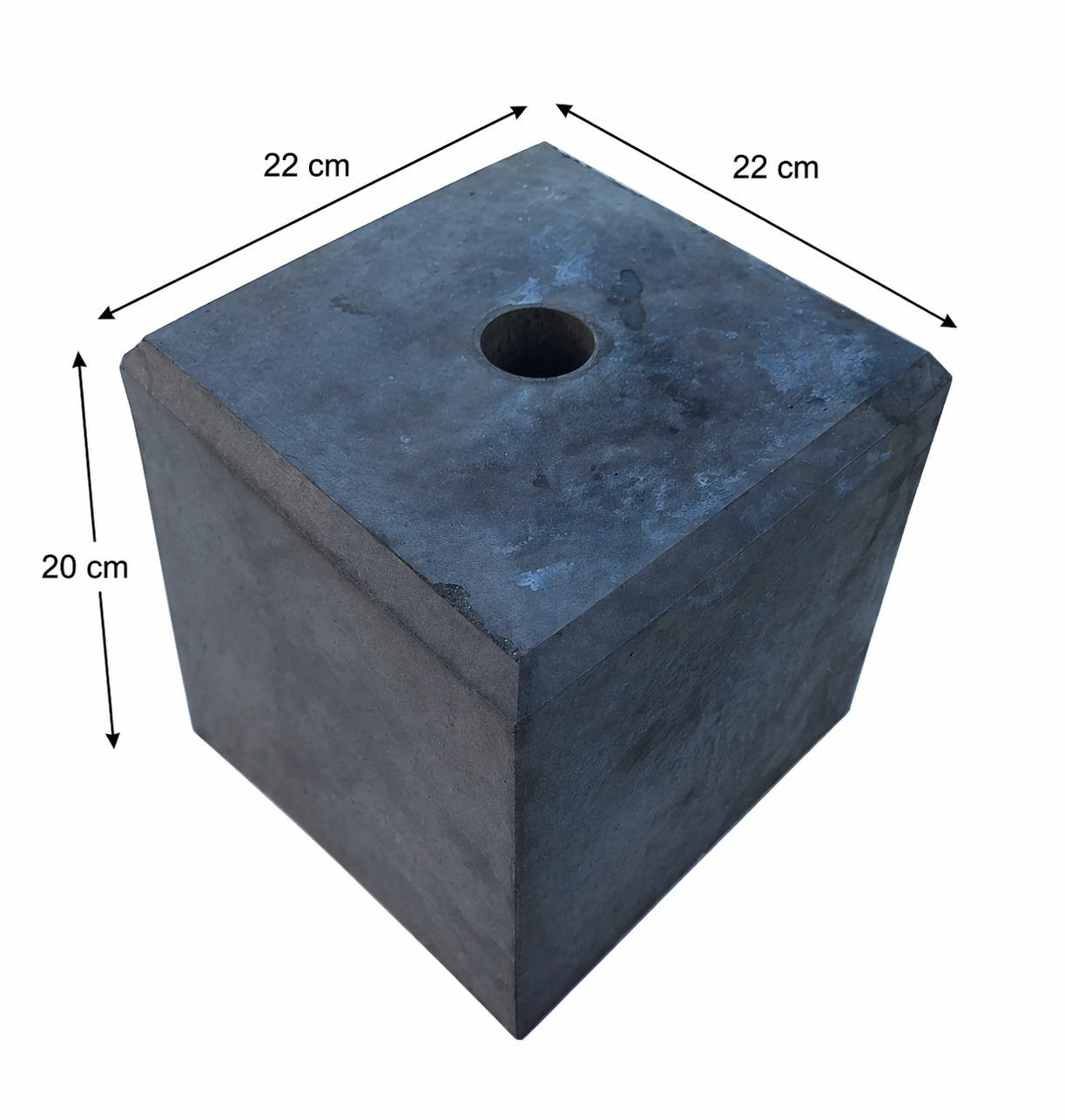 Betonpoer 22x22x20 cm met gat - fundering voor schutting en overkapping