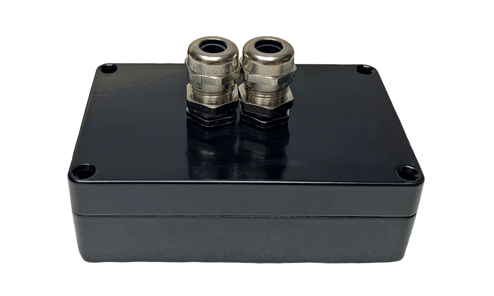 Aluminium RF montagebox zwart met kabelwartel voor elektrische onderdelen