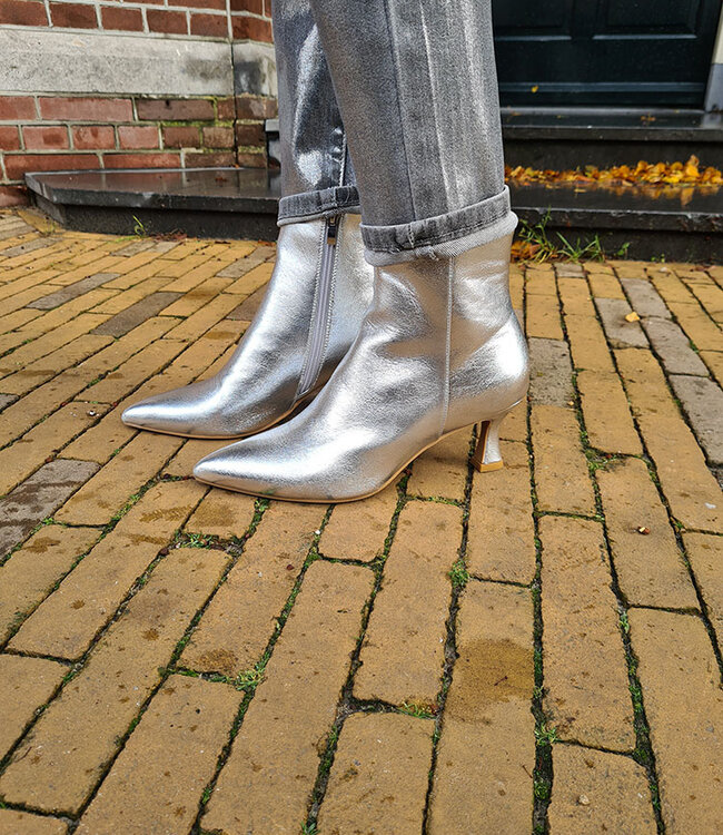 Enkellaarsjes Hakje Zilver