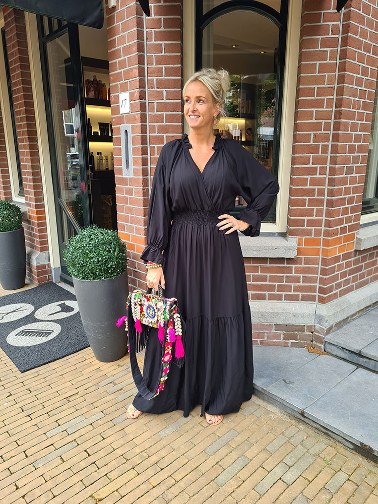 Lange Zwarte Dress met Vhals