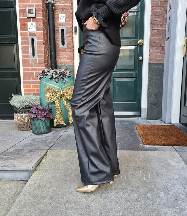 Azzurro Lederlook Broek Straight Zwart