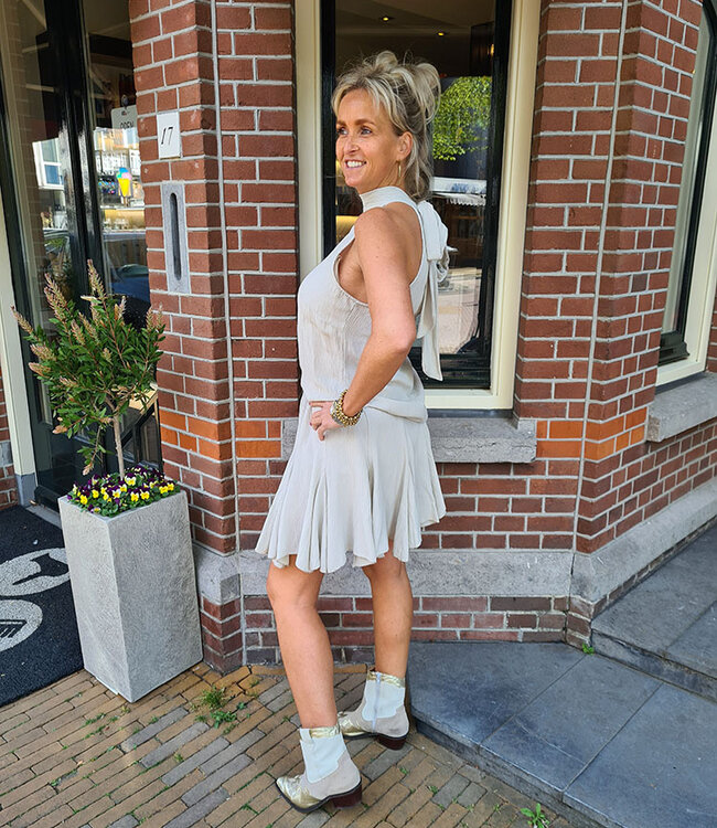 2-delige Haltertop + Broekrokje Licht Taupe