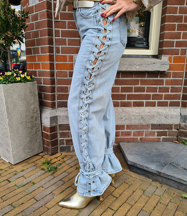 Jeans met Gevlochten Details