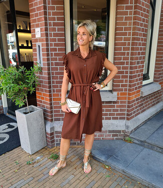 Doorknoop Dress met Ruffle Donkerbruin