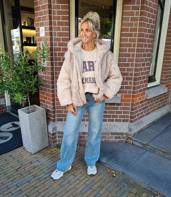 Faux Fur Bomber Jack met Capuchon Beige