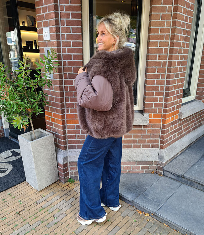 Faux Fur Bomber Jack met Capuchon Bruin