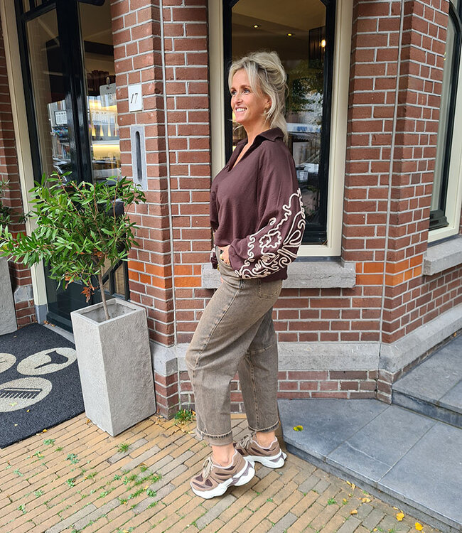 Ballon Blouse Geborduurde Mouwen Donkerbruin