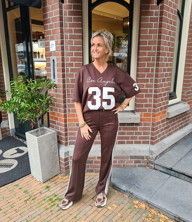 Ambika Luxe Tee Vhals 35 Bruin