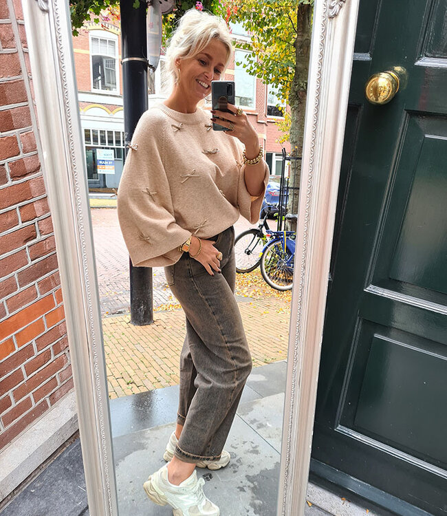 Oversized Trui met strikjes Beige