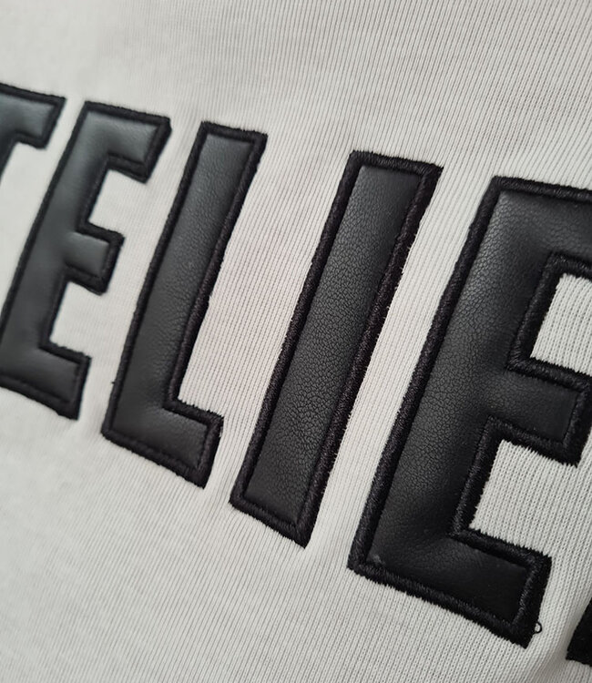 Ambika Tee Atelier Wit/Zwart