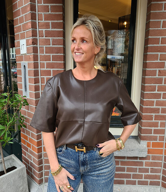 Ambika Lederlook Top KM Donkerbruin