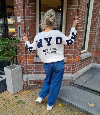 Knit Trui NY Back Print Crème/Donkerblauw