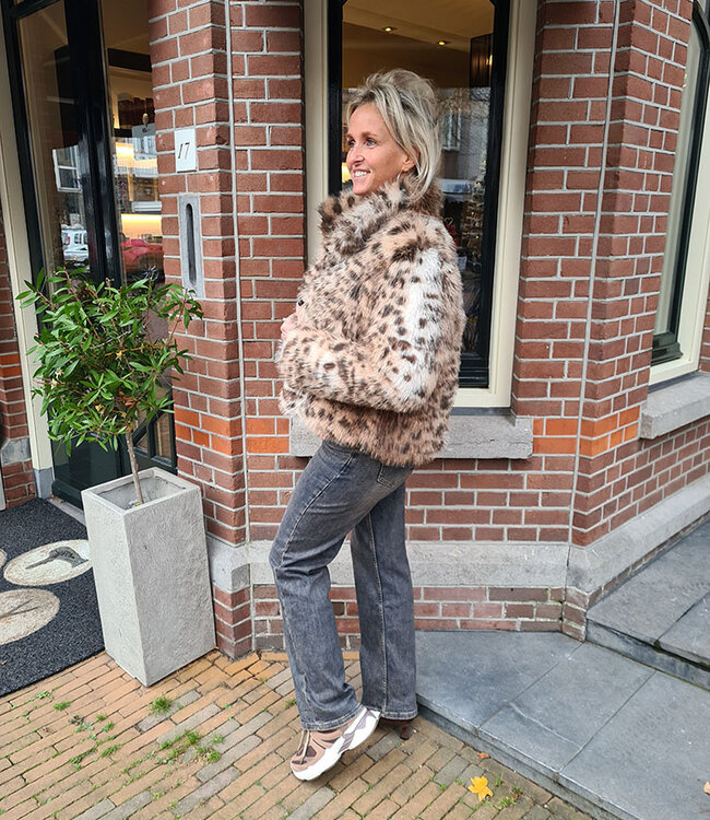Faux Fur Leo Jasje