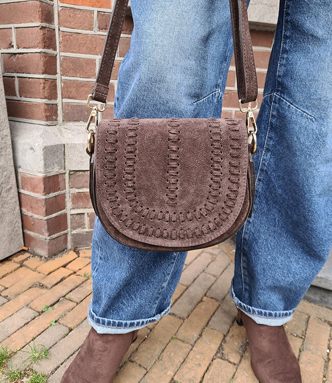 Suede Bag Gevlochten Donkerbruin