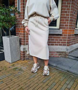 Azzurro Luxe Jogger Rok met Bies Beige