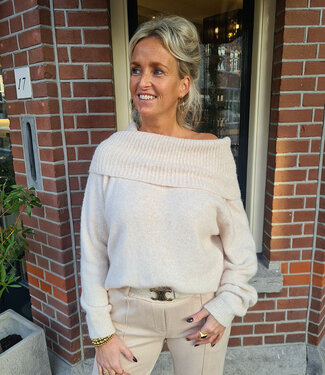 Offshoulder Trui Brede Kraag Beige