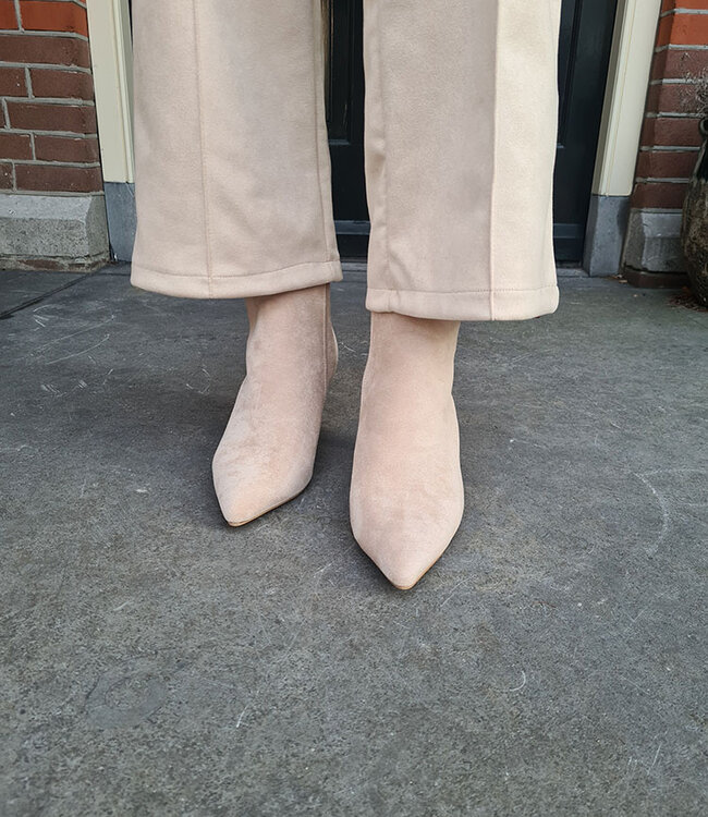 Enkellaarsjes Hakje Suedelook Beige