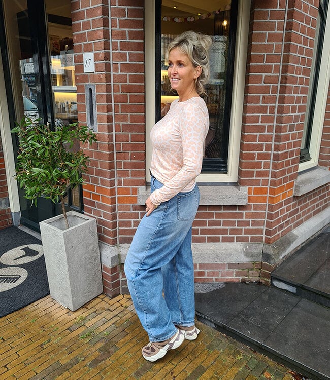 Azzurro Leo Longsleeve Soft Beigetinten