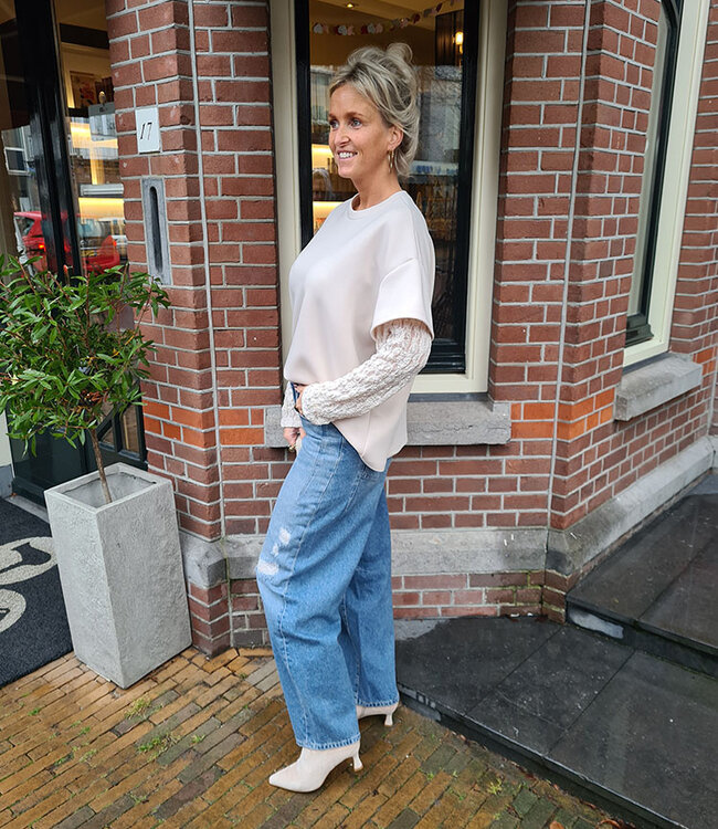 Oversized Tee met Kantenmouwen Crème