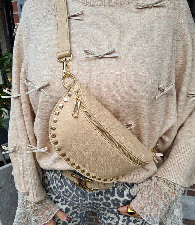 Crossbody met Studs Vanille